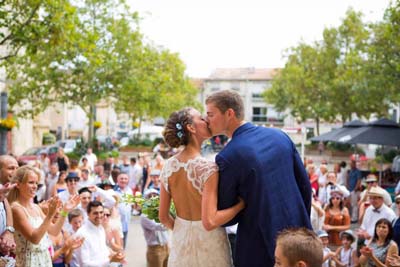 Robe de mariée avec dos nu en dentelles 